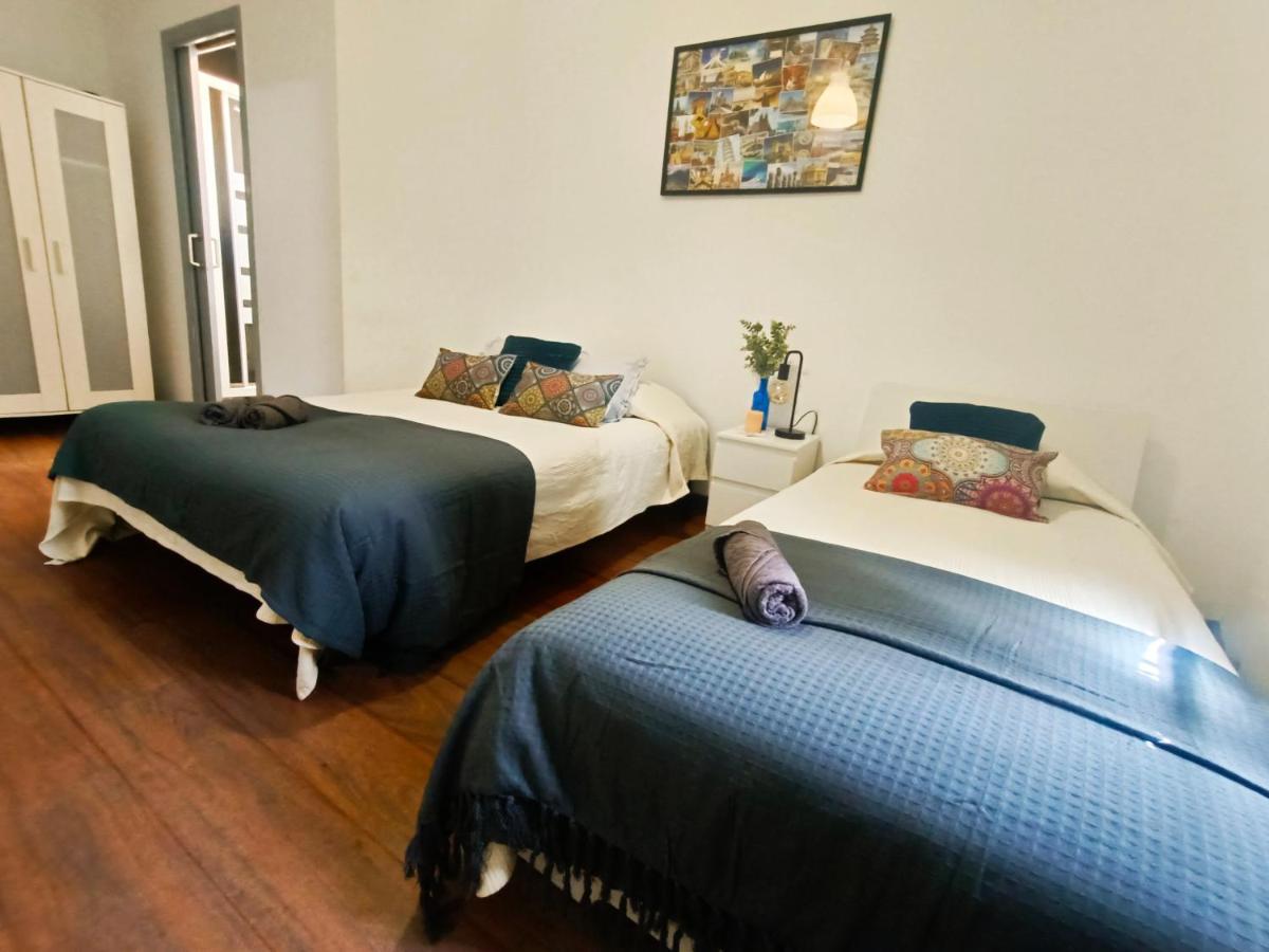 By Plaza Real Budget Auberge de jeunesse
