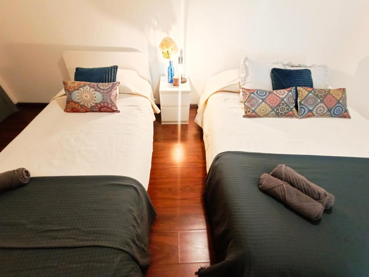 By Plaza Real Budget Auberge de jeunesse Barcelone
